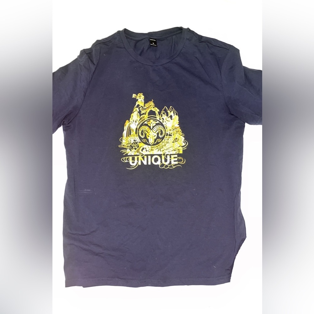 Blue graphic tee